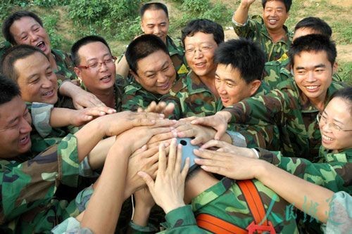 鄭州高鐵職工拓展訓(xùn)練基地培訓(xùn)